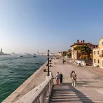 Biennale Roof Terrace Mansion Venice