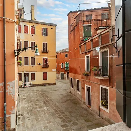 Biennale Roof Terrace Mansion