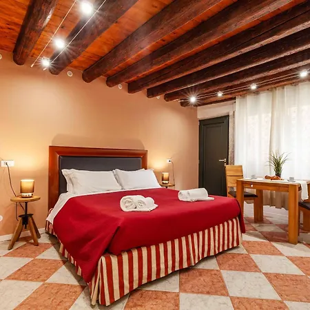 Biennale Roof Terrace Mansion Apartment Venedig